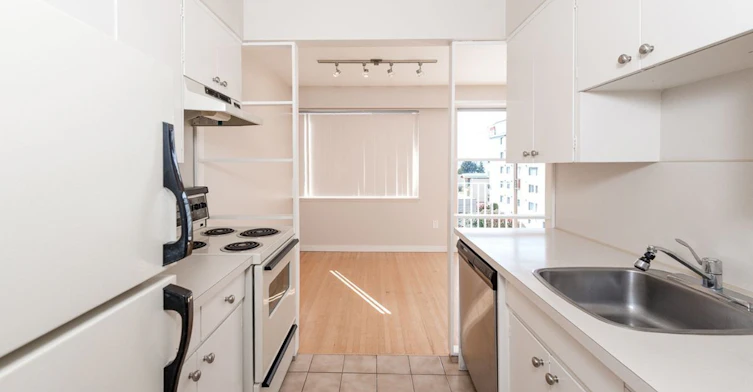 1665 Duchess Avenue, West Vancouver, BC, V7V 3R9 - 6