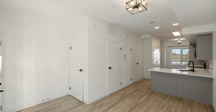 103-11 Merkel Manza Boulevard, Winnipeg, MB, R2C 5S2 - 5