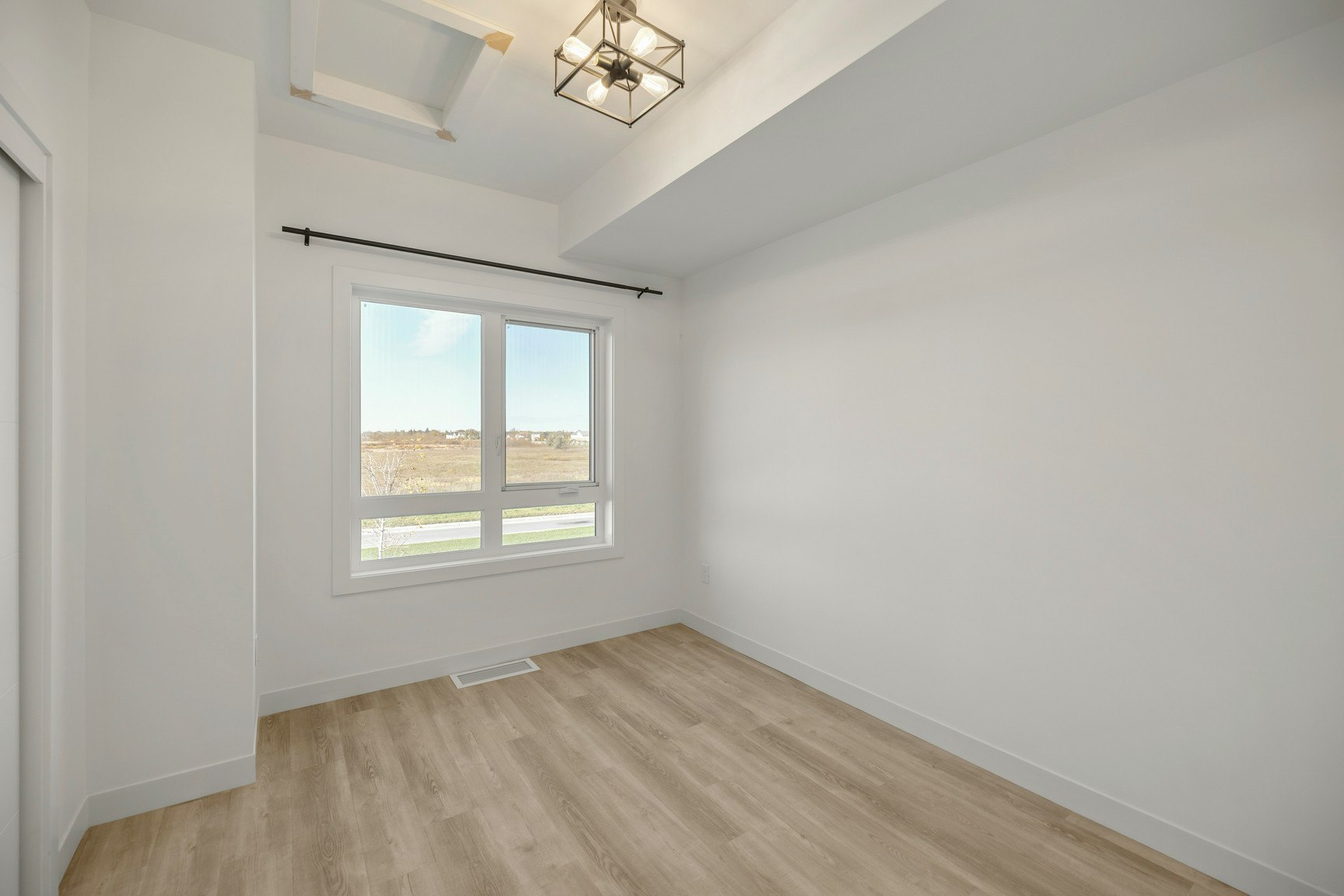 103-11 Merkel Manza Boulevard, Winnipeg, MB, R2C 5S2 - 12