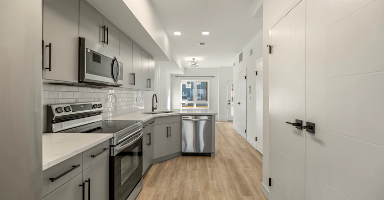 103-11 Merkel Manza Boulevard, Winnipeg, MB, R2C 5S2