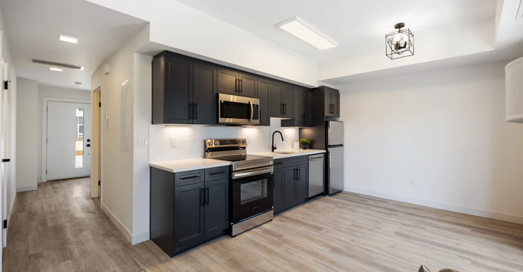 504-11 Merkel Manza Boulevard, Winnipeg, MB, R2C 5S2 - 2