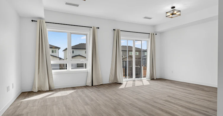 423-11 Merkel Manza Boulevard, Winnipeg, MB, R2C 5S2 - 10
