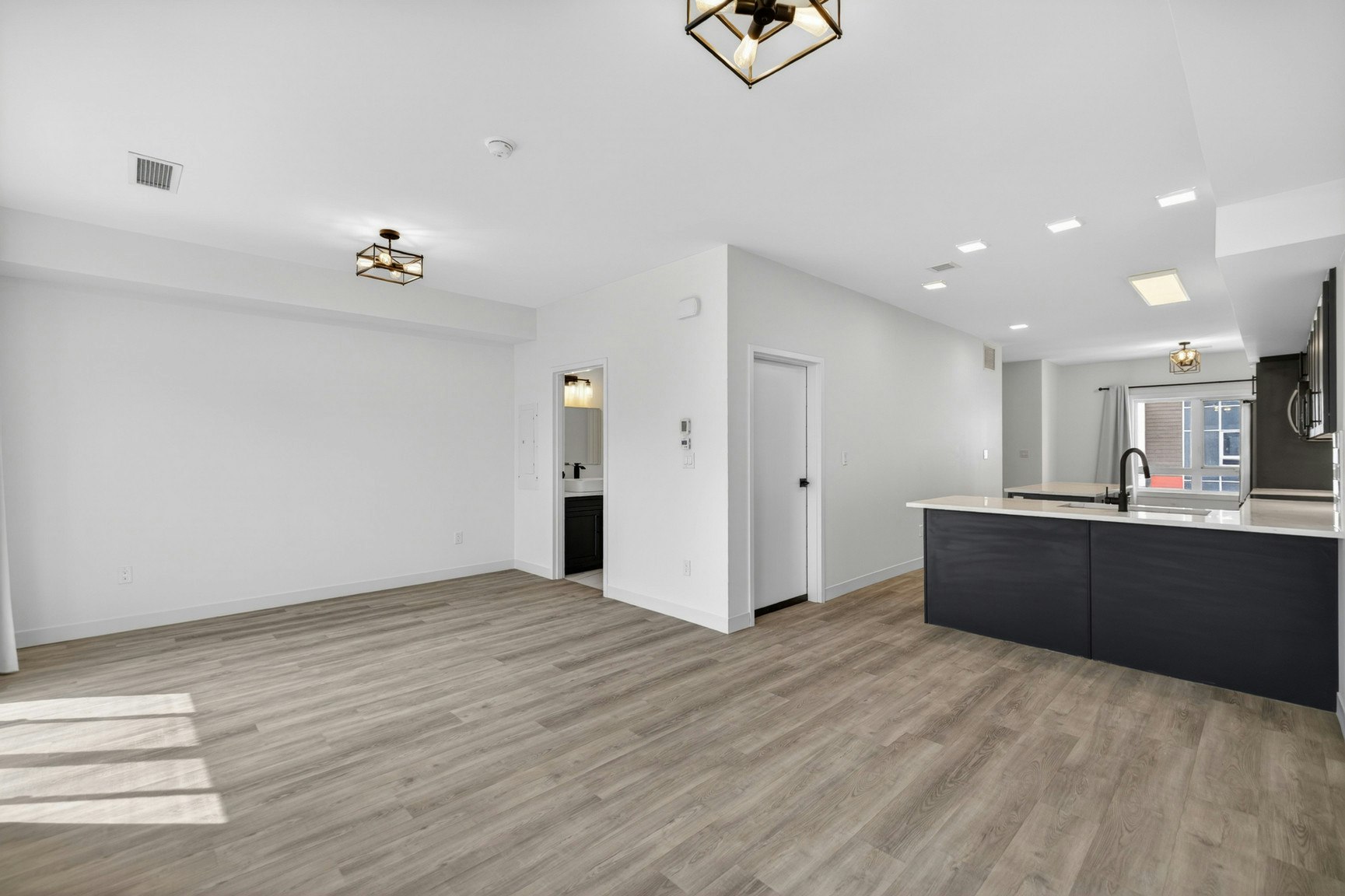 423-11 Merkel Manza Boulevard, Winnipeg, MB, R2C 5S2 - 8