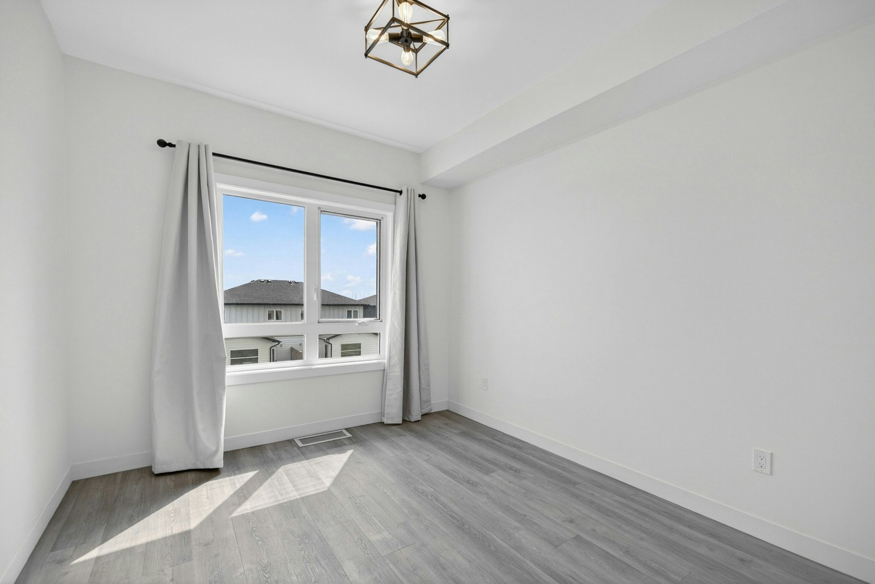 423-11 Merkel Manza Boulevard, Winnipeg, MB, R2C 5S2 - 12