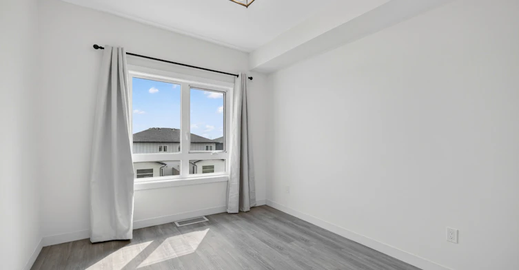 423-11 Merkel Manza Boulevard, Winnipeg, MB, R2C 5S2 - 12