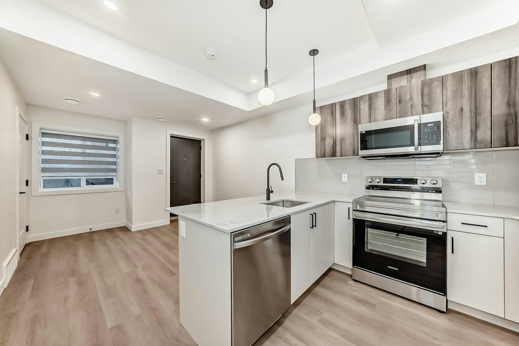 15720 103 Avenue Northwest, Edmonton, AB, T5P 0P6 - 7