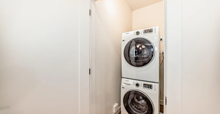 15720 103 Avenue Northwest, Edmonton, AB, T5P 0P6 - 21