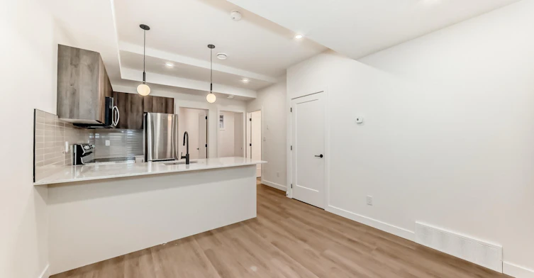 15720 103 Avenue Northwest, Edmonton, AB, T5P 0P6 - 10