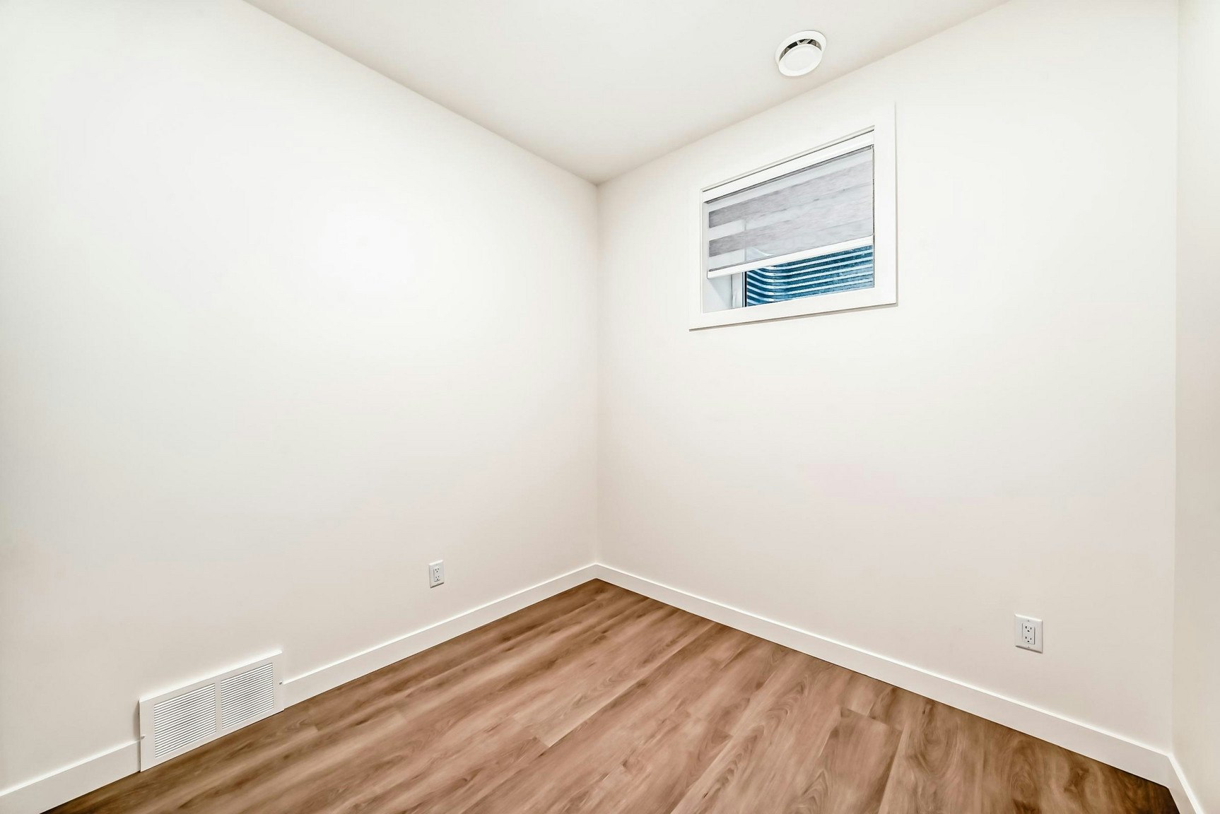 15720 103 Avenue Northwest, Edmonton, AB, T5P 0P6 - 18