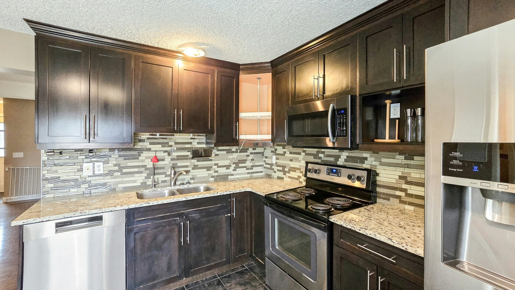 136 Castlegreen Close Northeast, Calgary, AB, T3J 1Y6 - 4