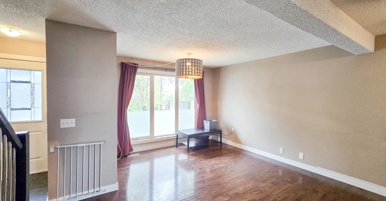 136 Castlegreen Close Northeast, Calgary, AB, T3J 1Y6 - 5