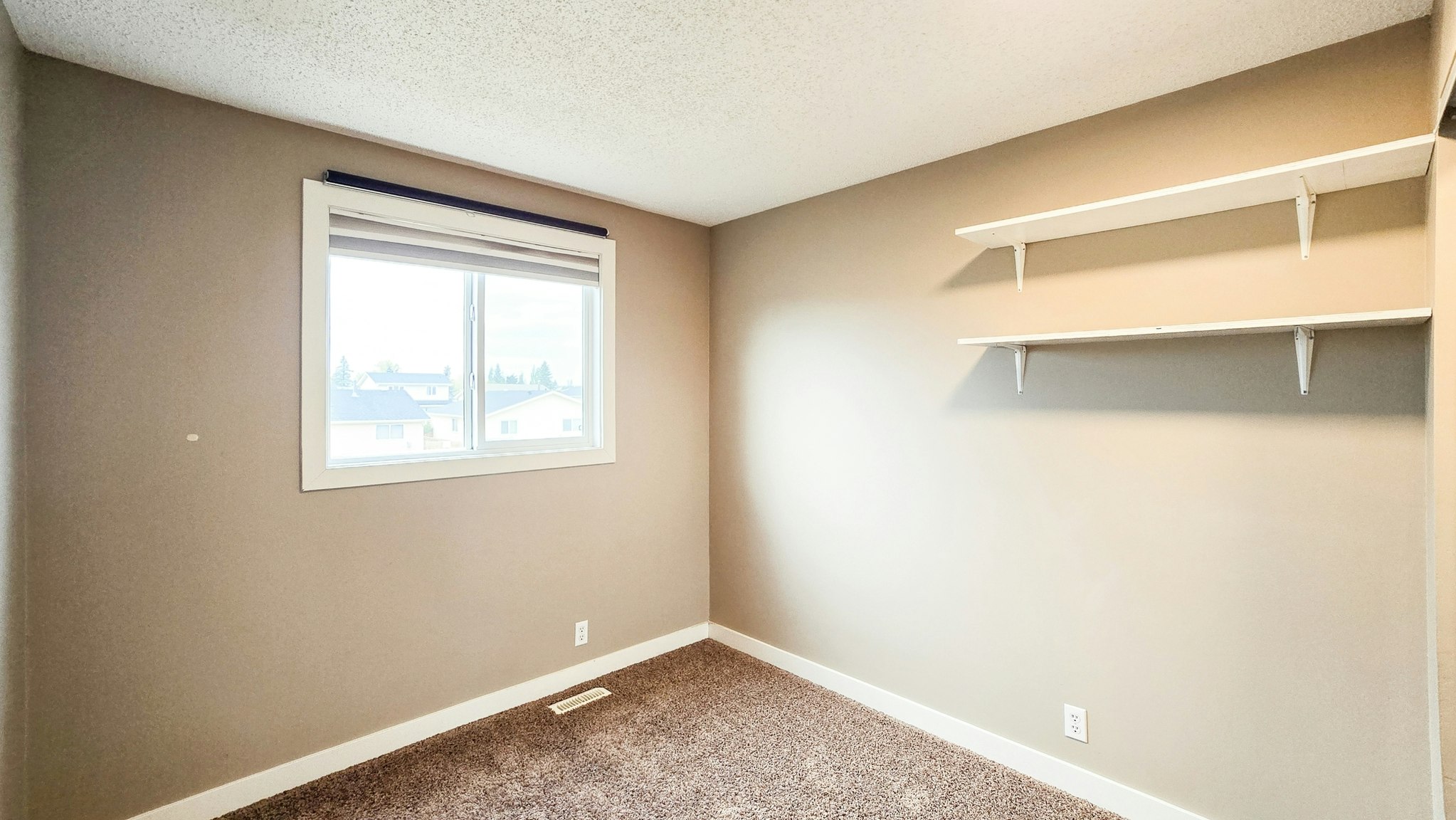 136 Castlegreen Close Northeast, Calgary, AB, T3J 1Y6 - 13