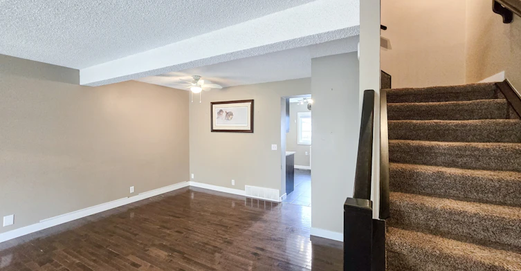 136 Castlegreen Close Northeast, Calgary, AB, T3J 1Y6 - 8