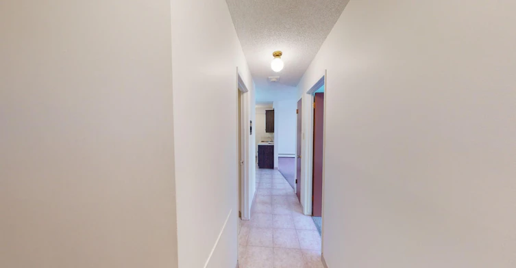 2420 1 Street Northwest, Calgary, AB, T2M 2T9 - 5