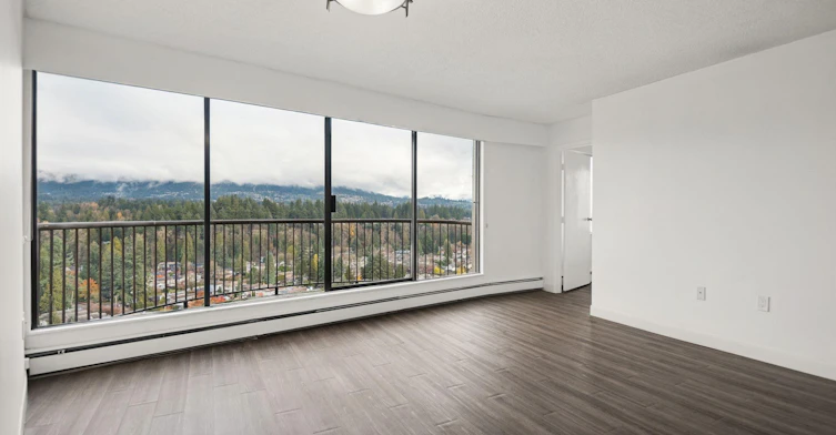 1959 Marine Drive, North Vancouver, BC, V7P 3G1
