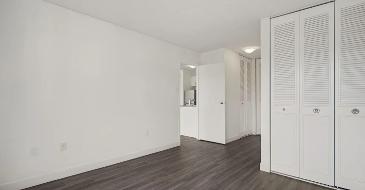 1959 Marine Drive, North Vancouver, BC, V7P 3G1 - 13
