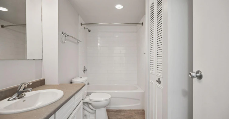 979-1943-1959 Marine Drive, West Vancouver, BC, V7P 3G1 - 11