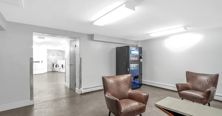 979-1943-1959 Marine Drive, West Vancouver, BC, V7P 3G1 - 13