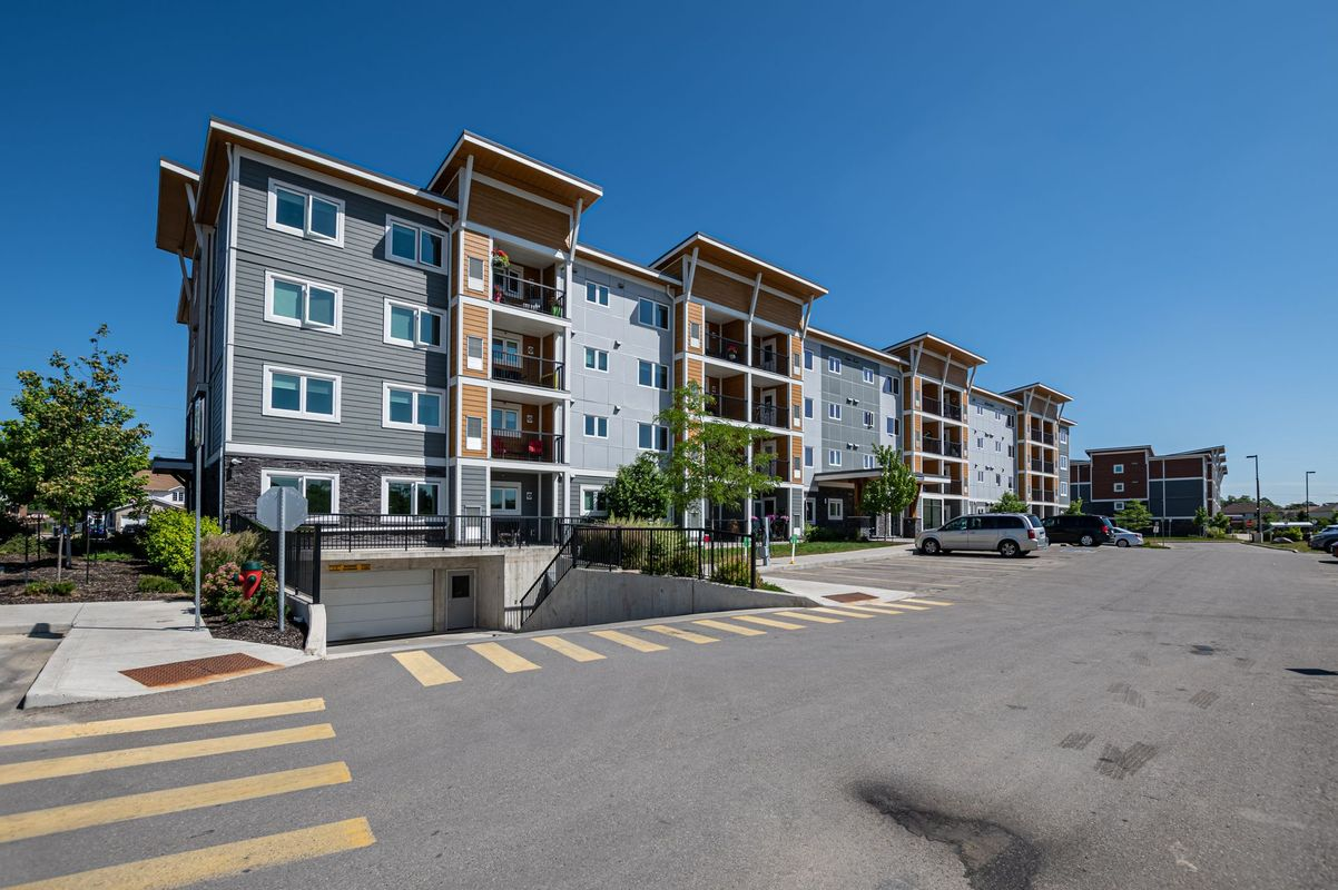 3-102-772 Paisley Road, Guelph, ON, N1K 0C3 - 4