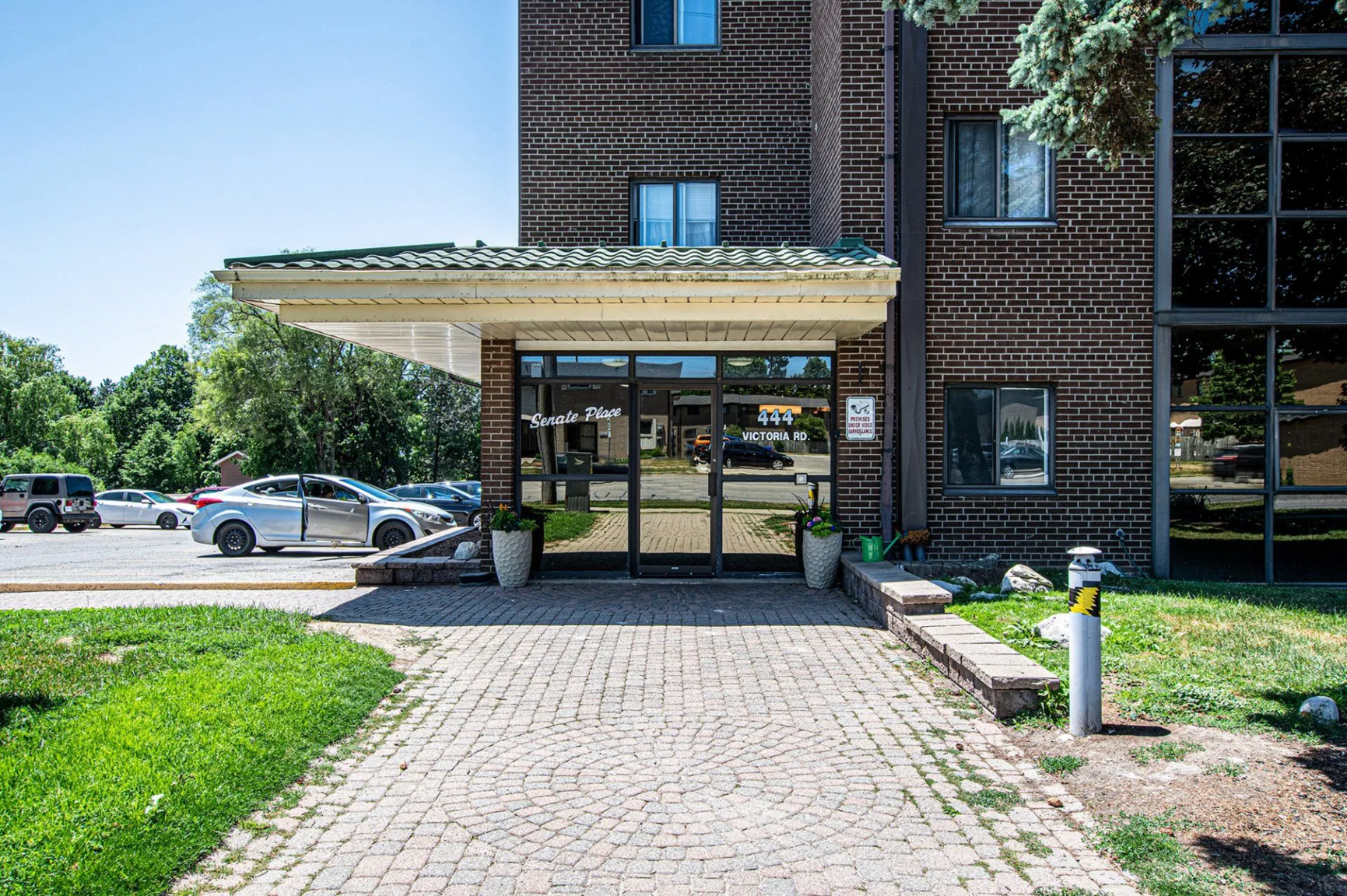 0209-444 Victoria Road N, Guelph, ON, N1E 5J8 - 2