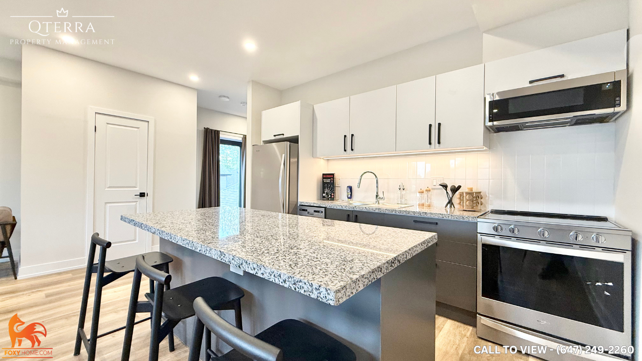 3-21 Batavia Avenue, Toronto, ON, M6N 4A1 - 2