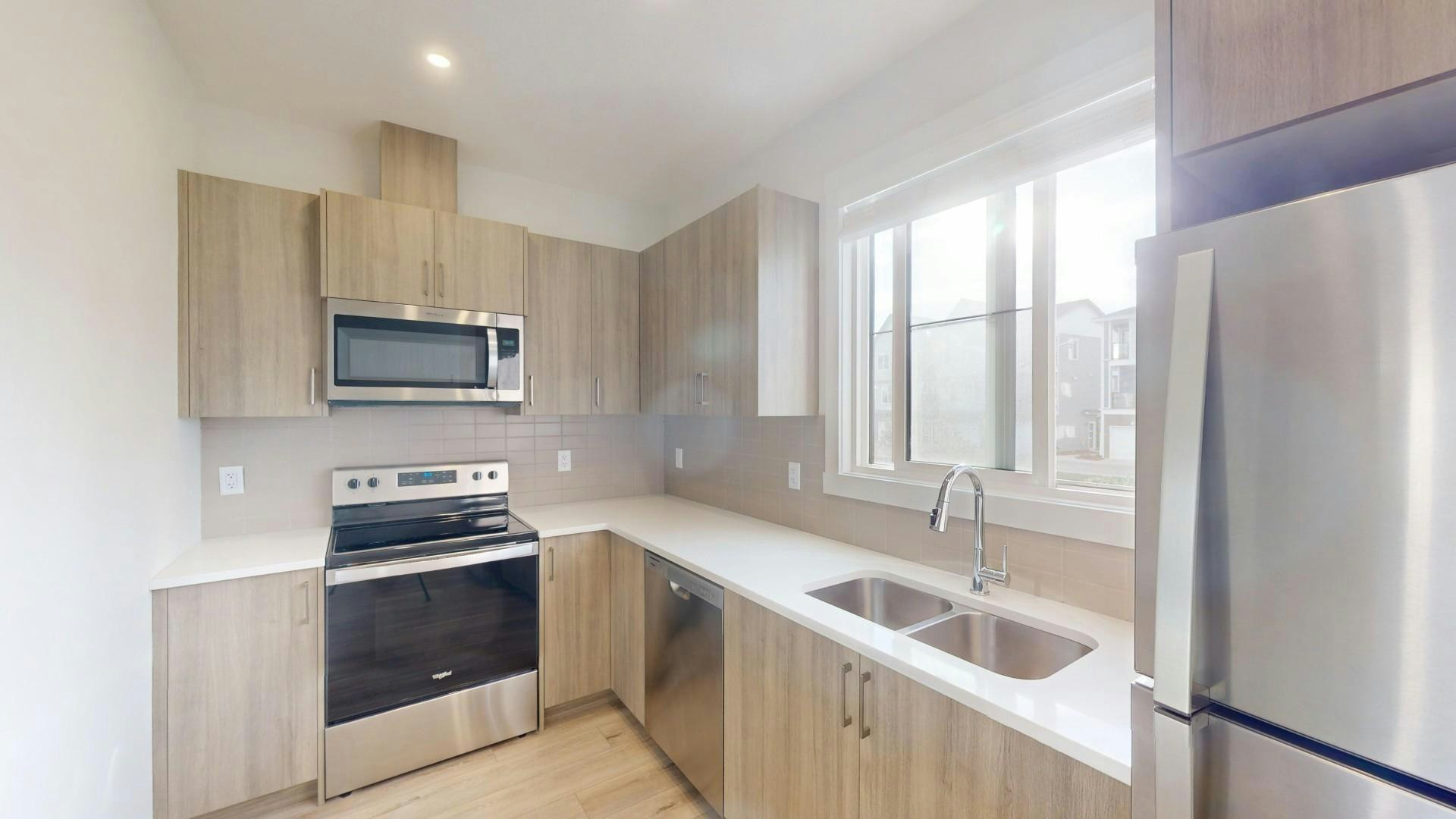 338 Seton Villas Se, Calgary, AB, T3M 3T8 - 2