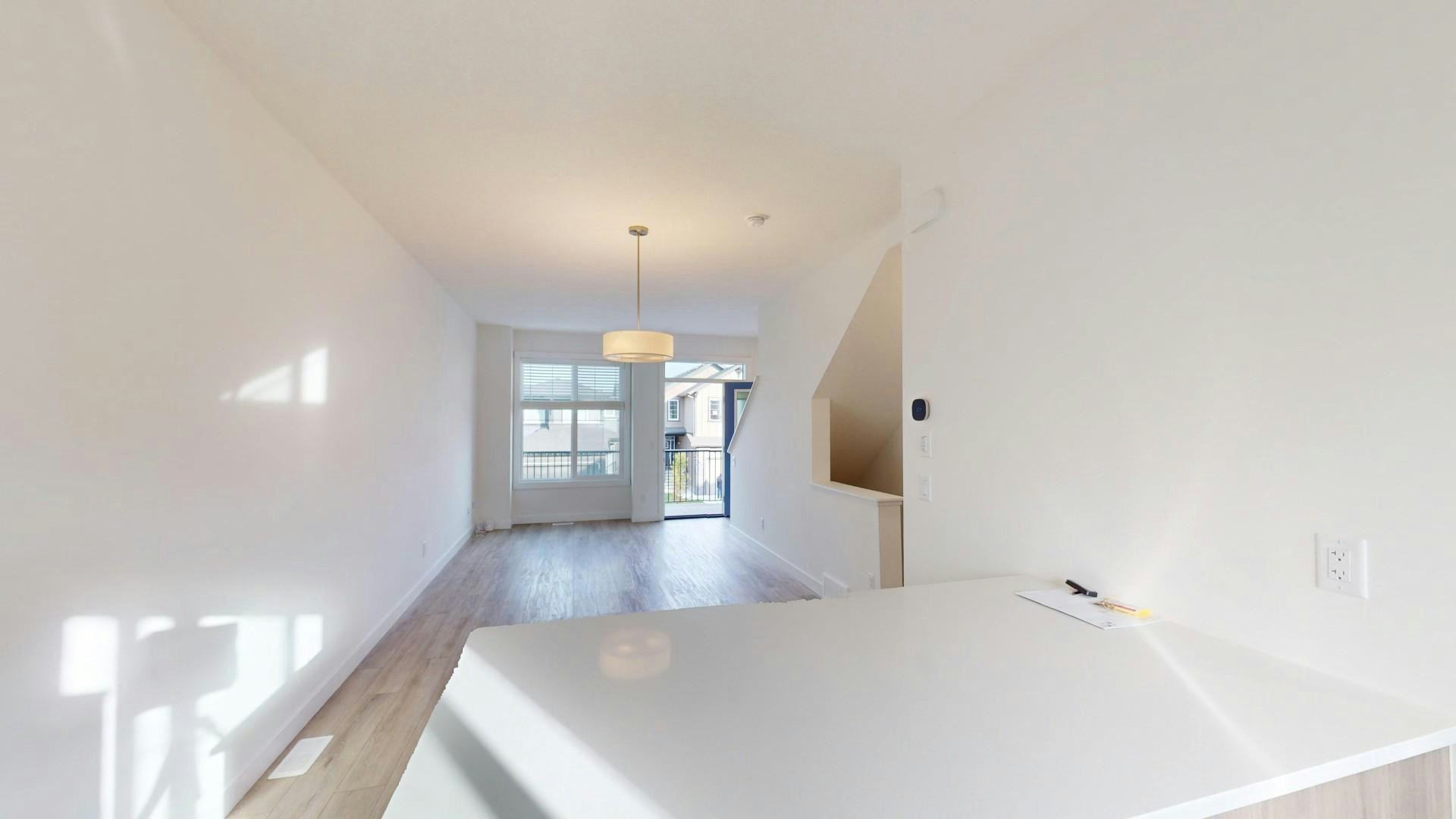 338 Seton Villas Se, Calgary, AB, T3M 3T8 - 4