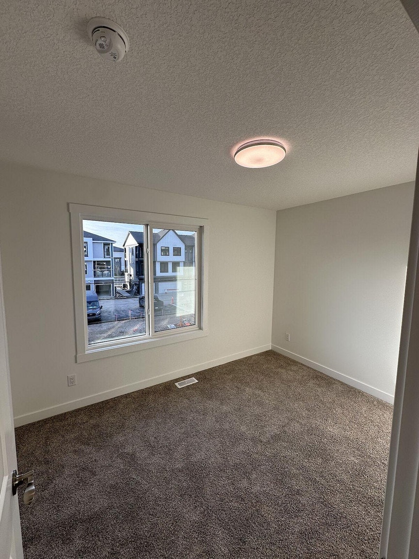 338 Seton Villas Se, Calgary, AB, T3M 3T8 - 13