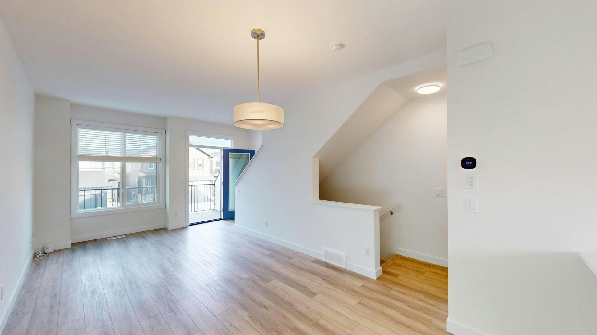 338 Seton Villas Se, Calgary, AB, T3M 3T8 - 5
