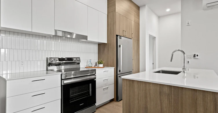 220 Harwood Boulevard, Vaudreuil-Dorion, QC, J7V 1Y4 - 6