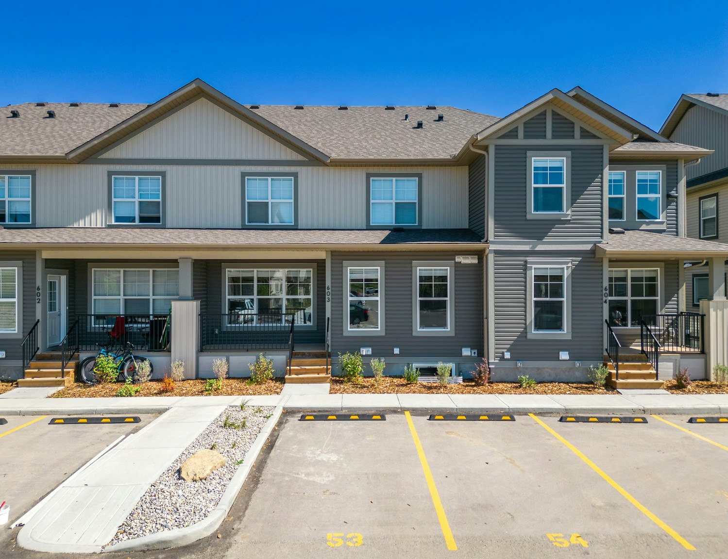 320 Heartland Crescent, Cochrane, AB, T4C 2P7 - 2