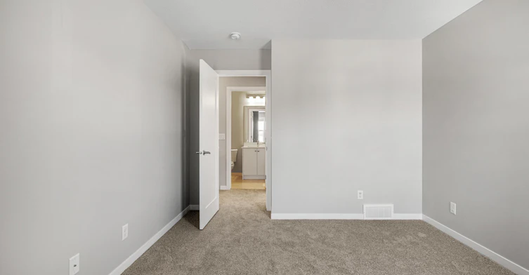 304-320 Heartland Crescent, Cochrane, AB, T4C 2P7 - 15