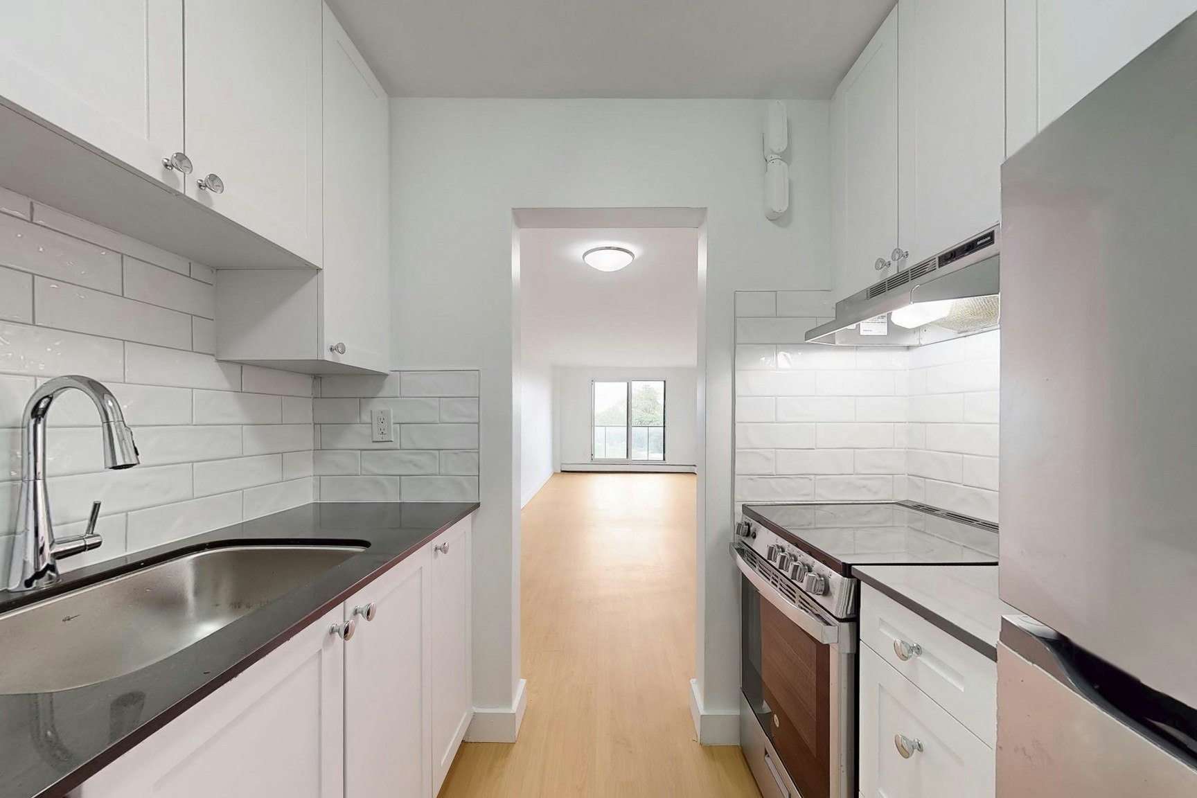 0105-498 Queens Avenue, London, ON, N6B 3K9 - 2
