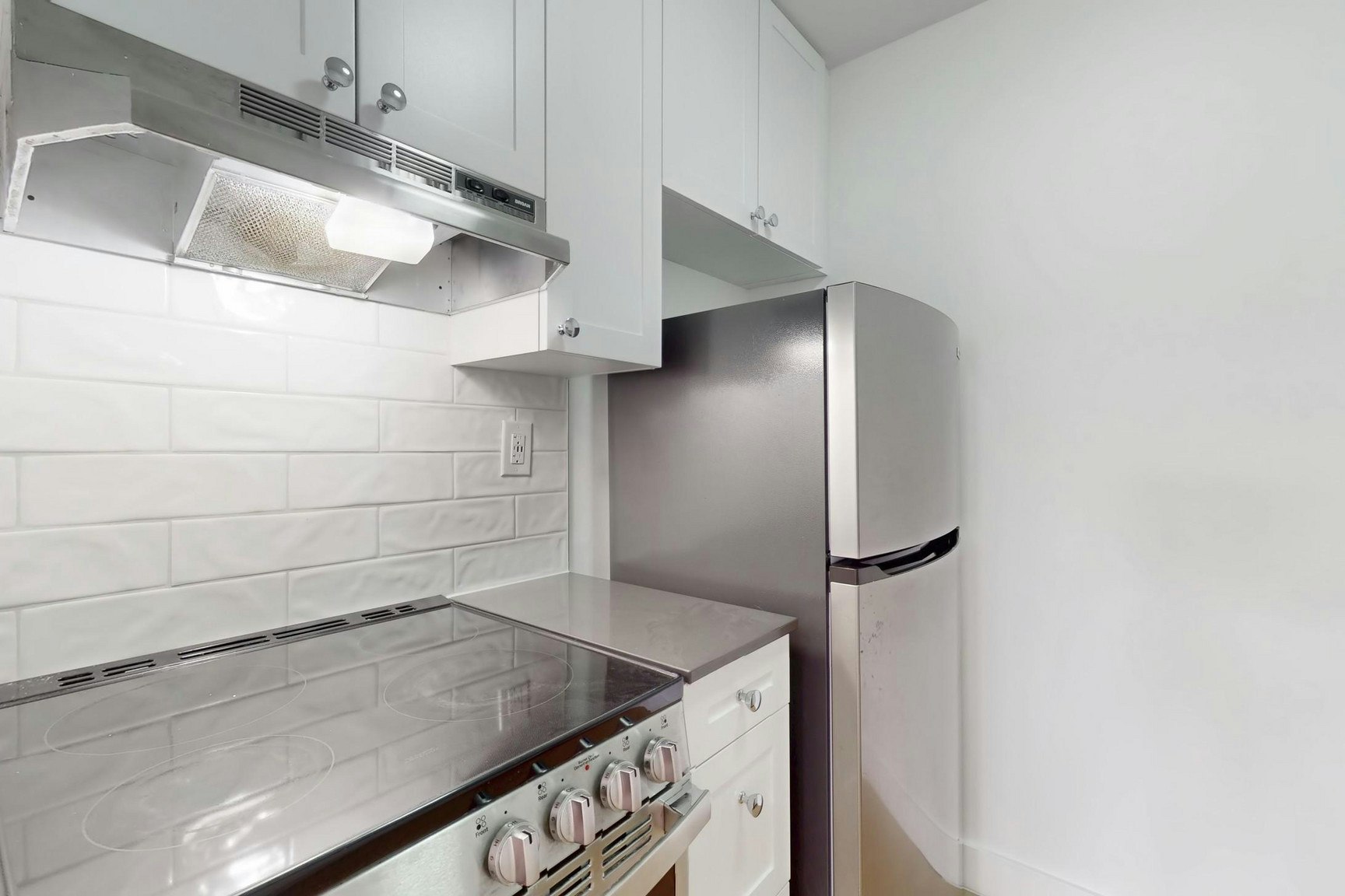 0608-498 Queens Avenue, London, ON, N6B 3K9 - 3