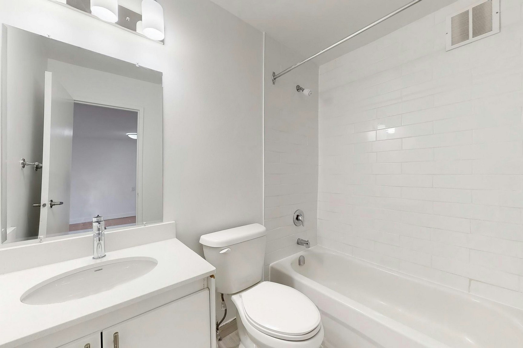0608-498 Queens Avenue, London, ON, N6B 3K9 - 6