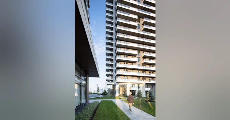 3405 Le Carrefour Boulevard, Laval, QC, H7T 0M9 - 4