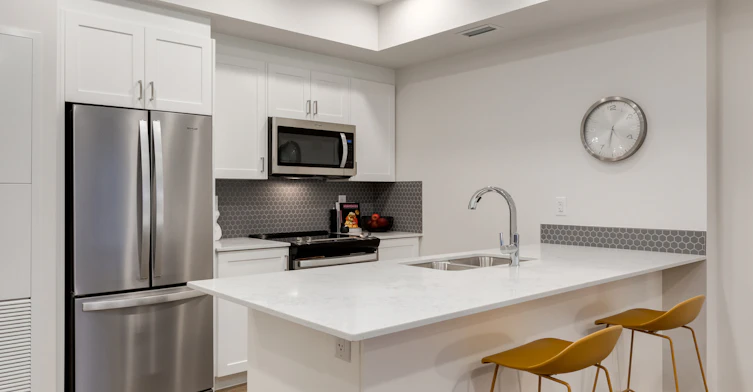 4755 Dalton Drive, Calgary, AB, T3A 2Z7 - 3