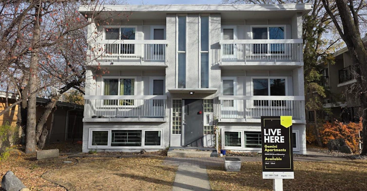 10045 154 Street, Edmonton, AB, T5P 2H1