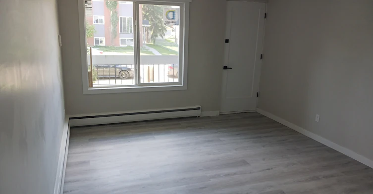 10045 154 Street, Edmonton, AB, T5P 2H1 - 5