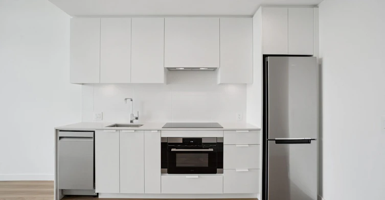 C-5780 Alberta Street, Vancouver, BC, V5Y 2T2