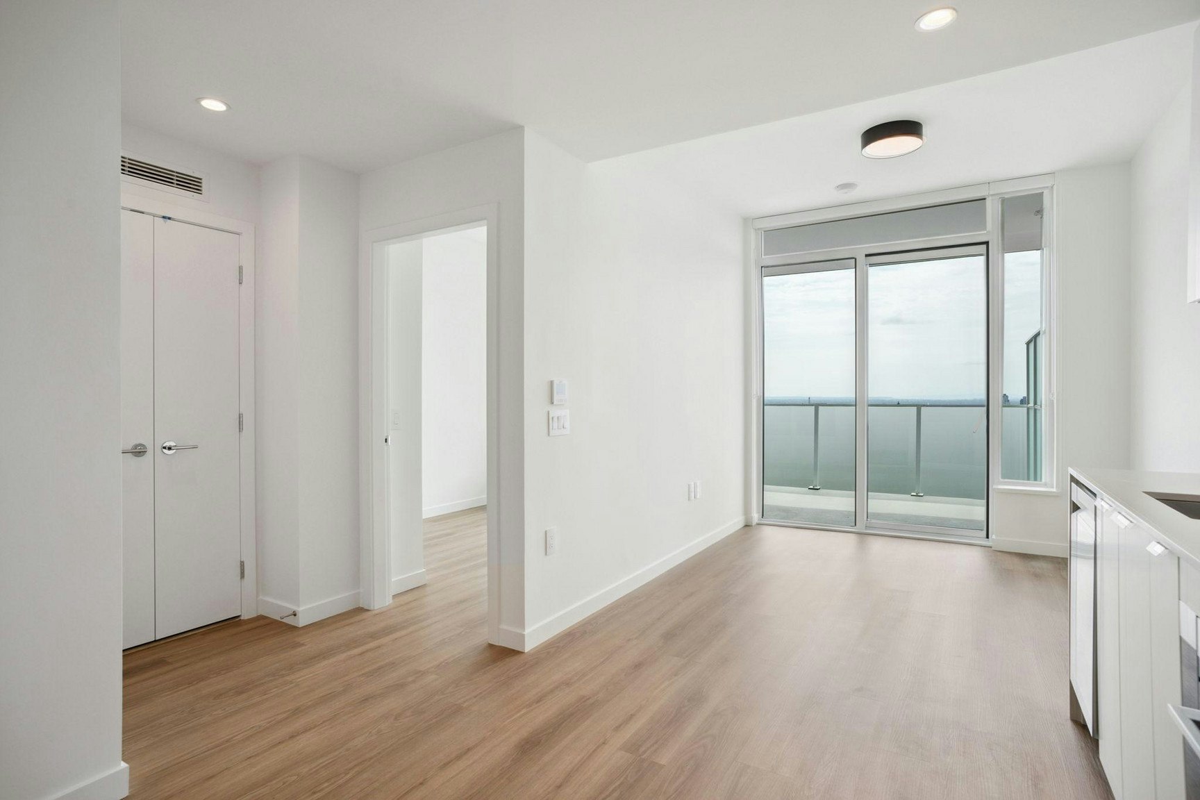 C-5780 Alberta Street, Vancouver, BC, V5Y 2T2 - 5
