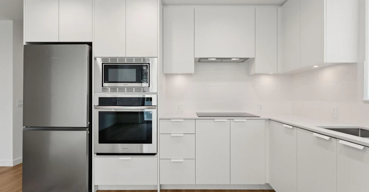 317-5780 Alberta Street, Vancouver, BC, V5Y 2T2 - 4
