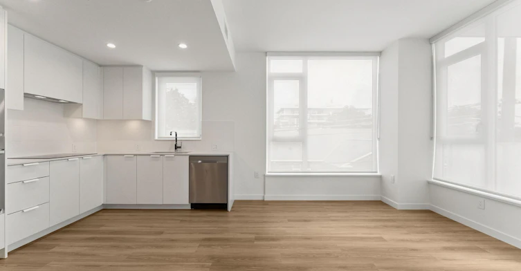 317-5780 Alberta Street, Vancouver, BC, V5Y 2T2