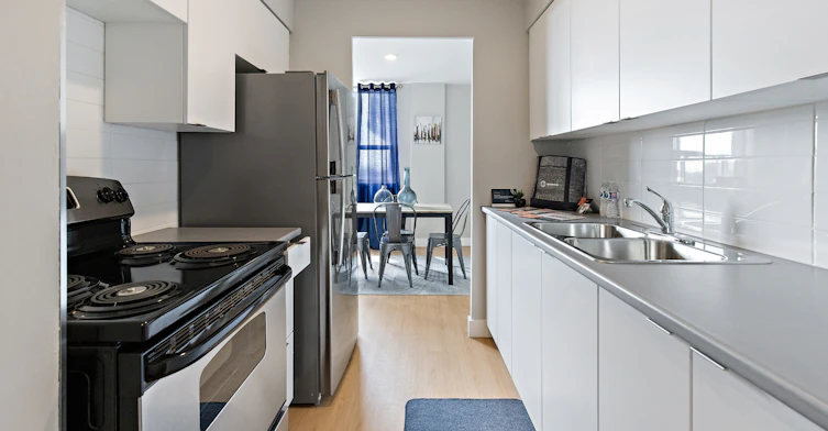 0624-1577 Lawrence Avenue West, Toronto, ON, M6L 1C4 - 4