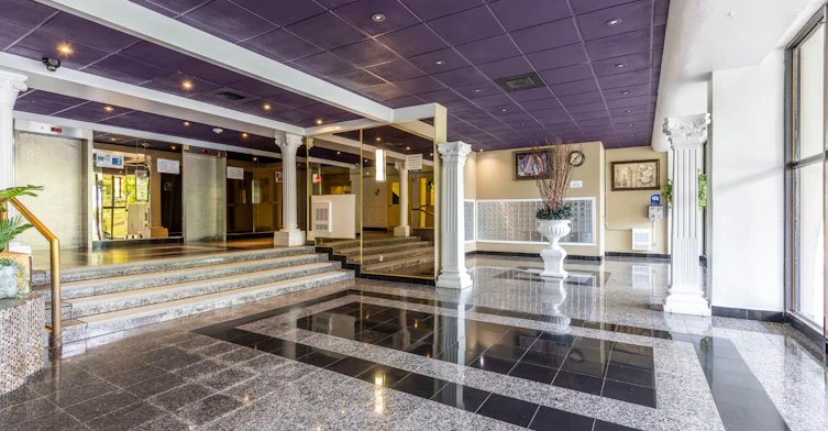 0624-1577 Lawrence Avenue West, Toronto, ON, M6L 1C4 - 16
