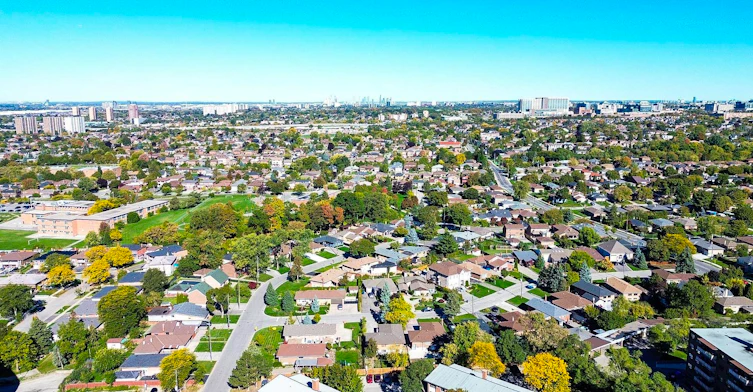 1577 Lawrence Avenue West, Toronto, ON, M6L 1C4 - 3