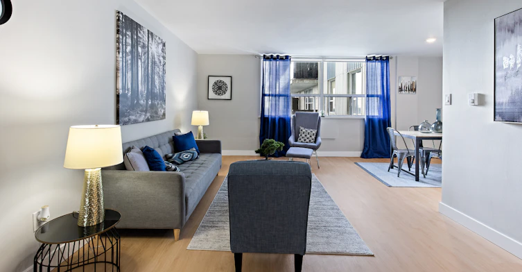 1577 Lawrence Avenue West, Toronto, ON, M6L 1C4 - 12