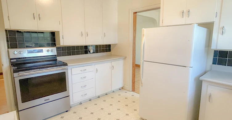 2712 A Sinton Avenue, Regina, SK, S4S 1K1 - 8