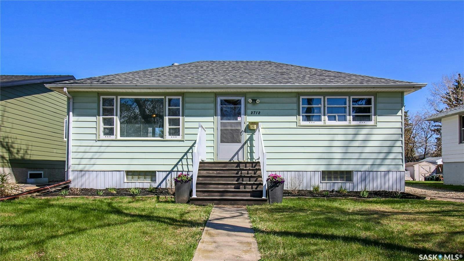 2712 A Sinton Avenue, Regina, SK, S4S 1K1
