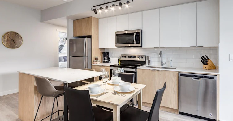 Floor Plan B-3470 18 Street Southwest, Calgary, AB, T2T 4T8 - 5